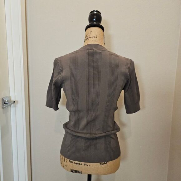 23区 Vingt-Trois Arrondissements Short Sleeve Knit Top Size 40 - Picture 3 of 4